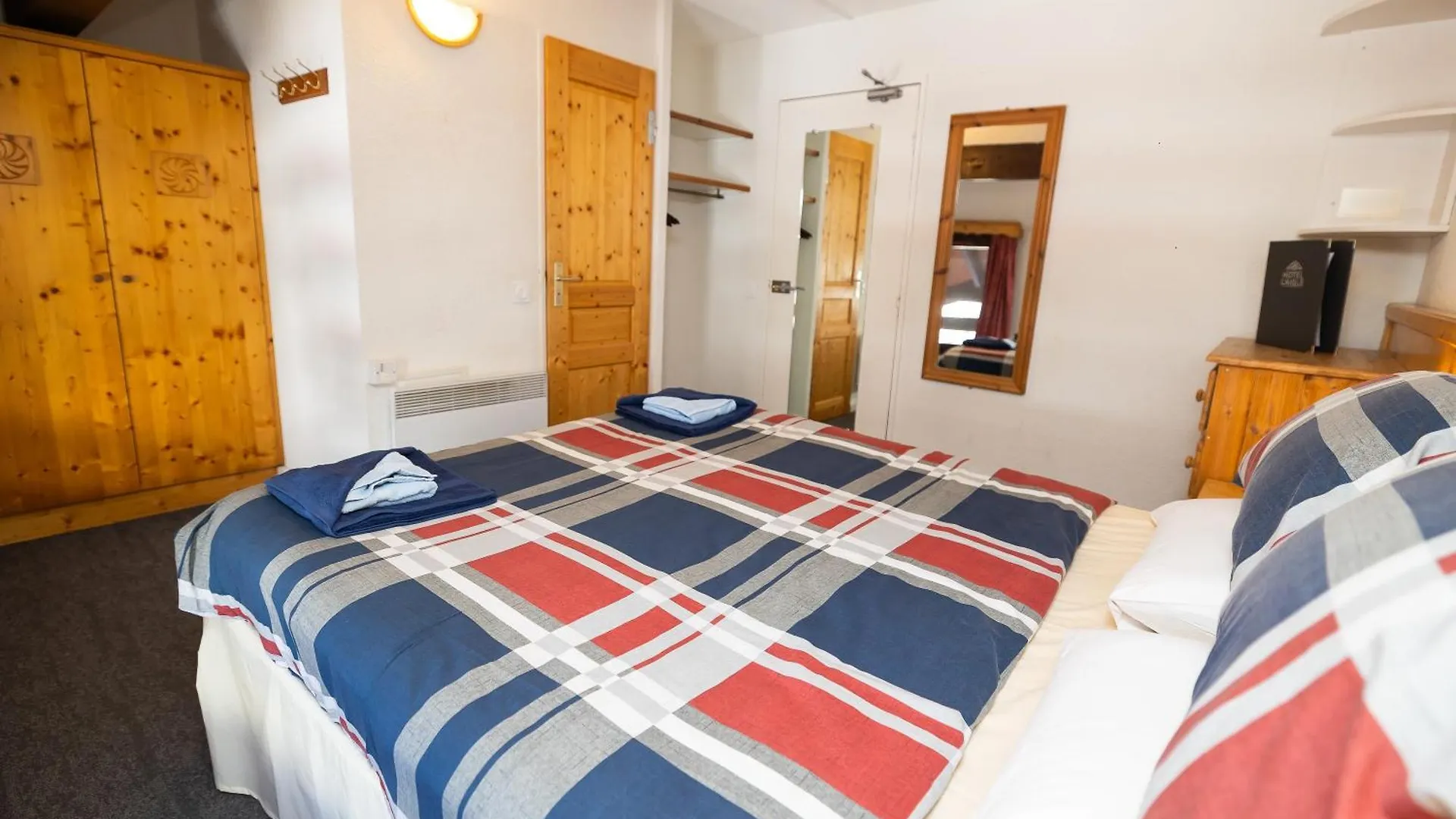 Hotel L'Aigle Valmeinier 2*,  France